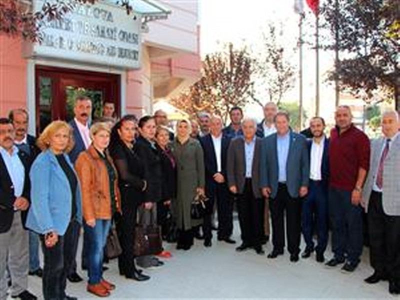 Milliyetçi Hareket Partisi Yalova Milletvekili adayları YTSO’yu ziyaret etti.