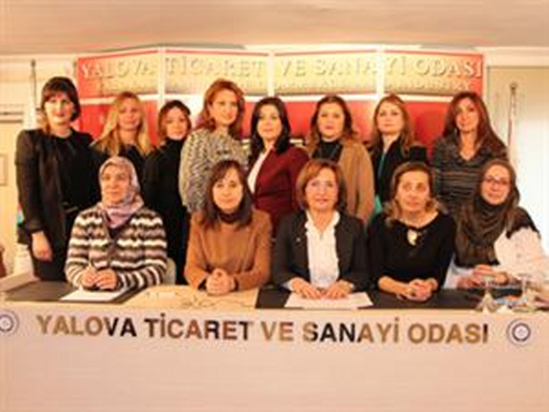 Yalova Ticaret ve Sanayi Odası Kadın Girişimciler Kurulu’nun yeni seçilen icra kurulu ilk toplantısını gerçekleştirerek görev dağılımını yaptı.