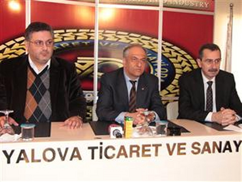 Adalet ve Kalkınma Partisi (AKP) Yalova İl Başkanı Mustafa Pehlivan, Yalova Ticaret ve Sanayi Odası (YTSO)'nı ziyaret etti. 