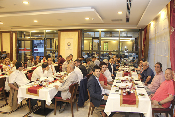 YTSO, basın mensuplarıyla her yıl geleneksel olarak düzenlediği iftar programını bu yıl da gerçekleştirdi.